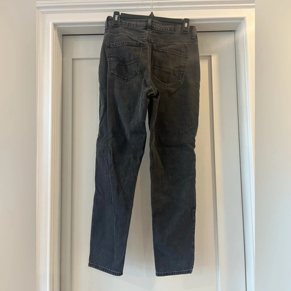 American Eagle Mom Jeans - Picture 2 of 3